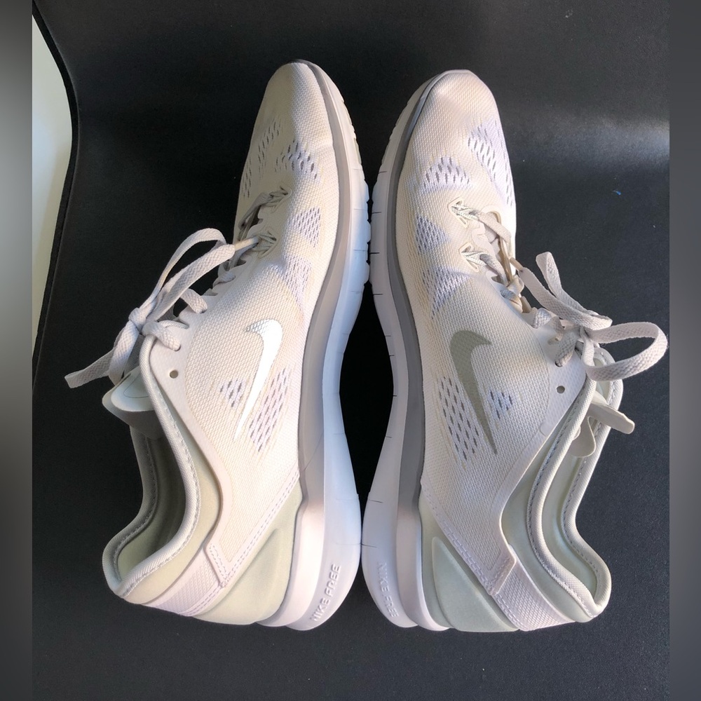 Nike Free TR Fit 5 Running Shoes White Grey Women’s Size: US 9.5 EUR 41 - Picture 9 of 13